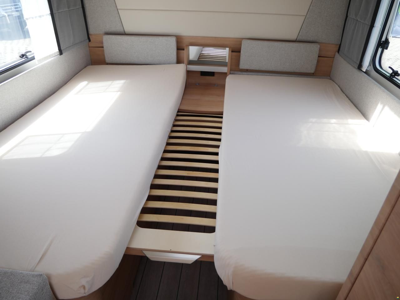 Knaus Südwind 540 UE Black Selection