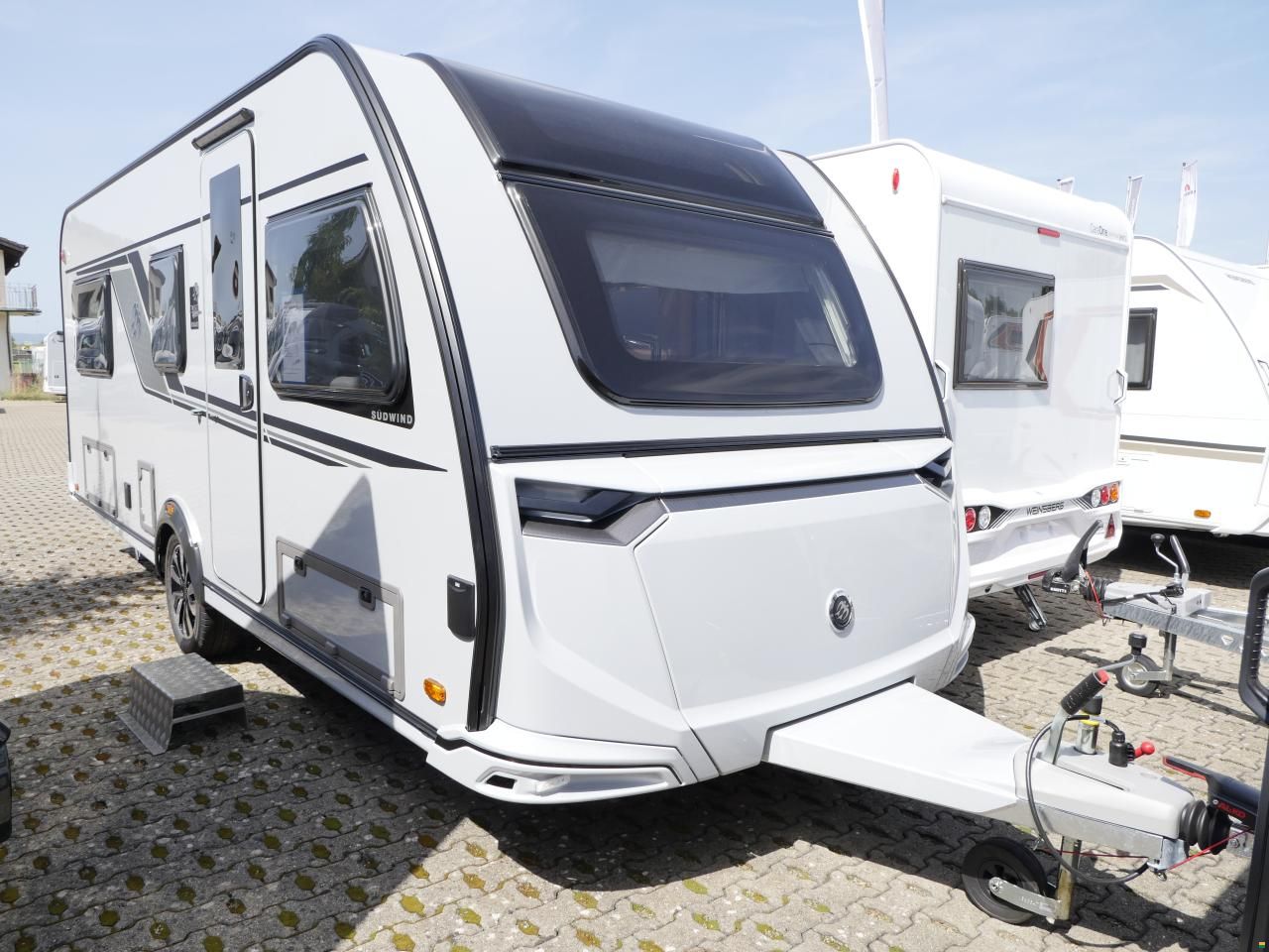 Knaus Südwind 540 UE Black Selection