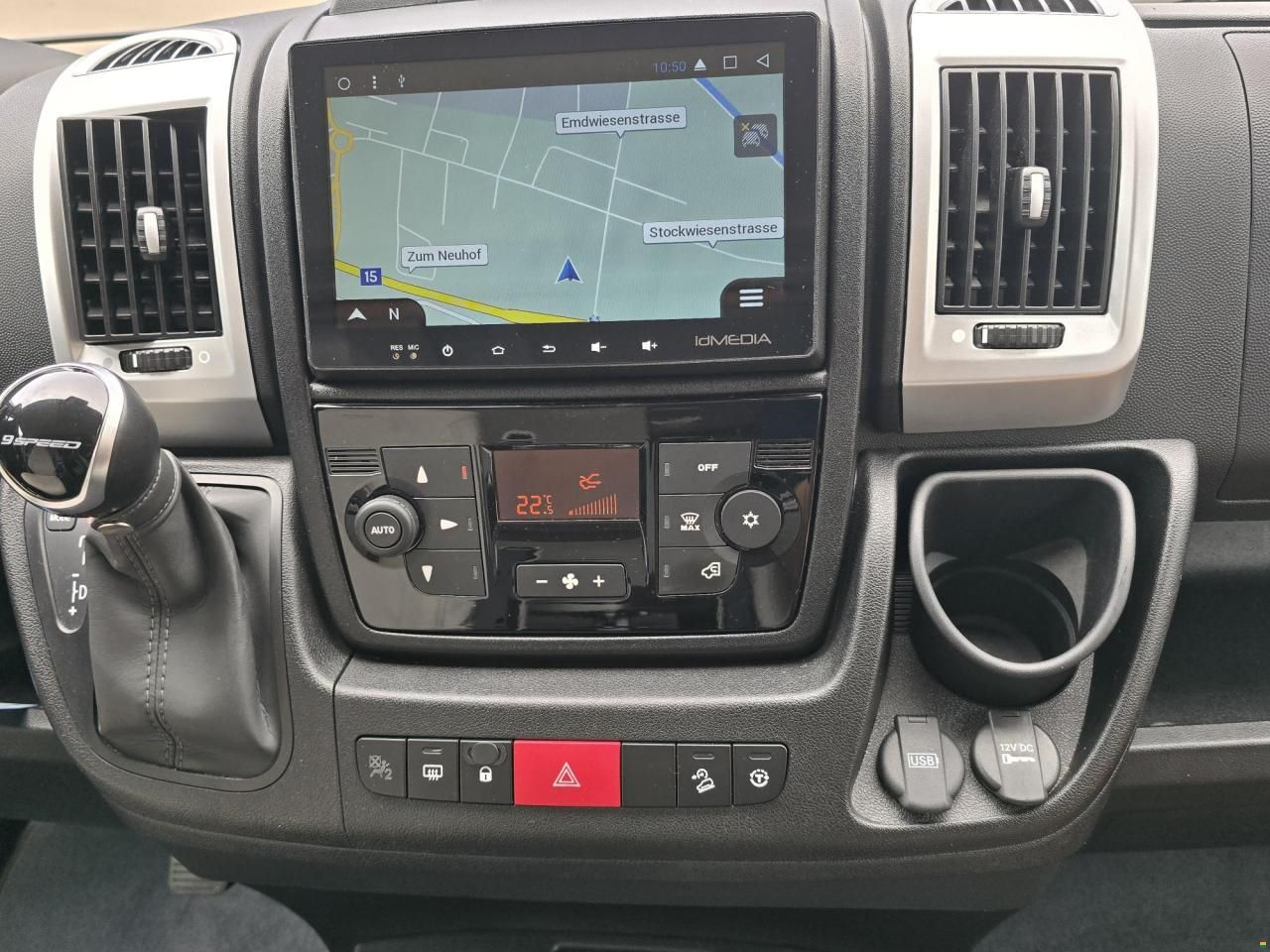 Pilote V 600 J PREMIUM 2.3 9-GANG AUTOMAT MJ160