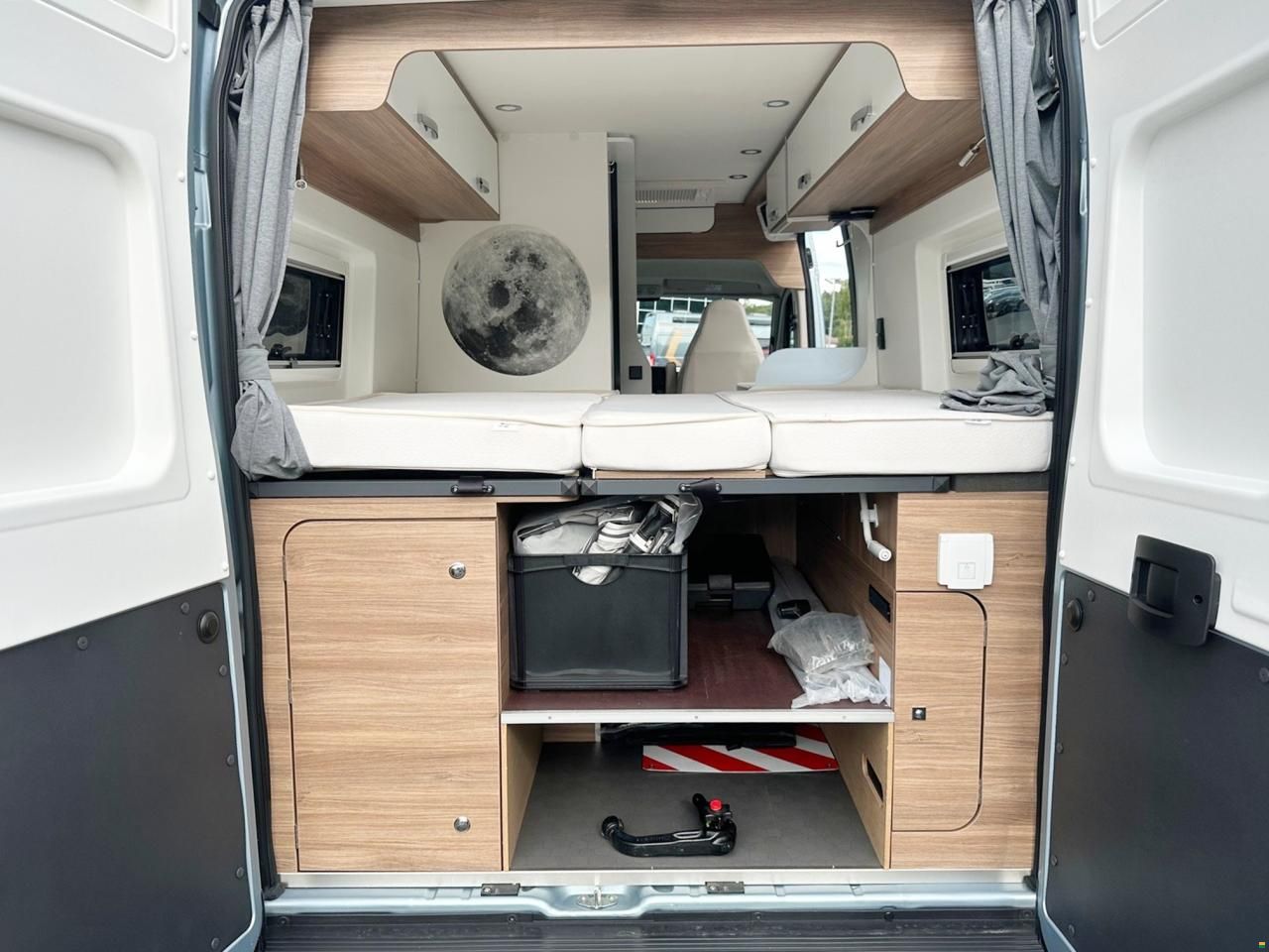 Pilote V 600 J PREMIUM 2.3 9-GANG AUTOMAT MJ160