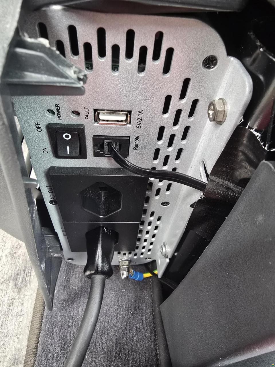 Pilote V 600 J PREMIUM 2.3 9-GANG AUTOMAT MJ160