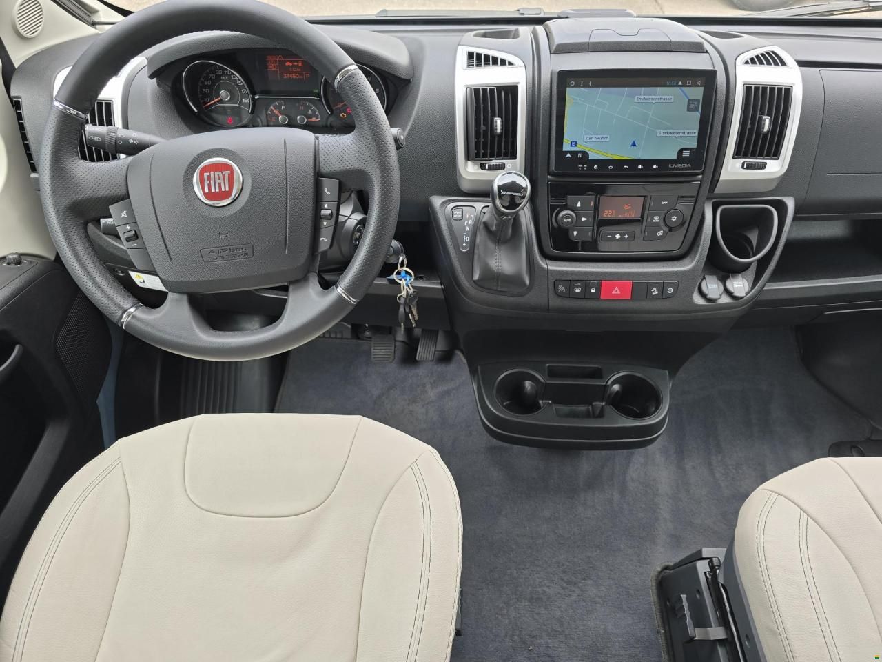 Pilote V 600 J PREMIUM 2.3 9-GANG AUTOMAT MJ160