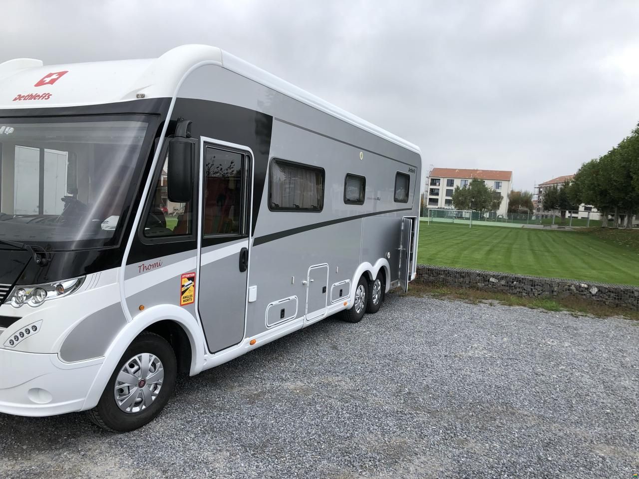 Dethleffs Globetrotter XL I  7850- 2 DBM