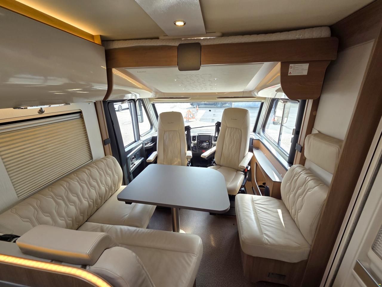 Bürstner IXEO I 746