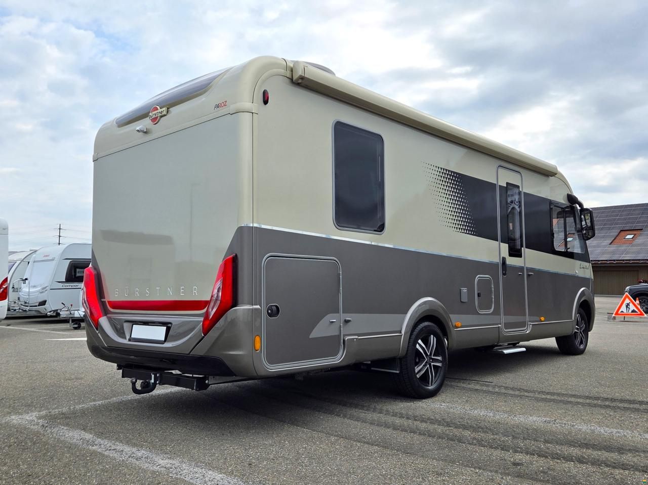 Bürstner IXEO I 746