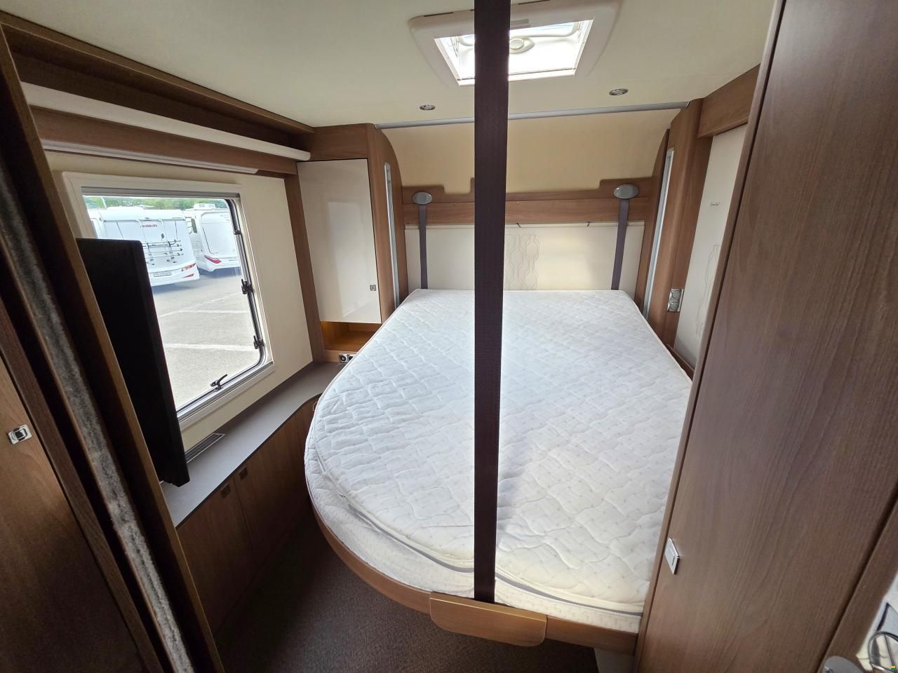 Bürstner IXEO I 746