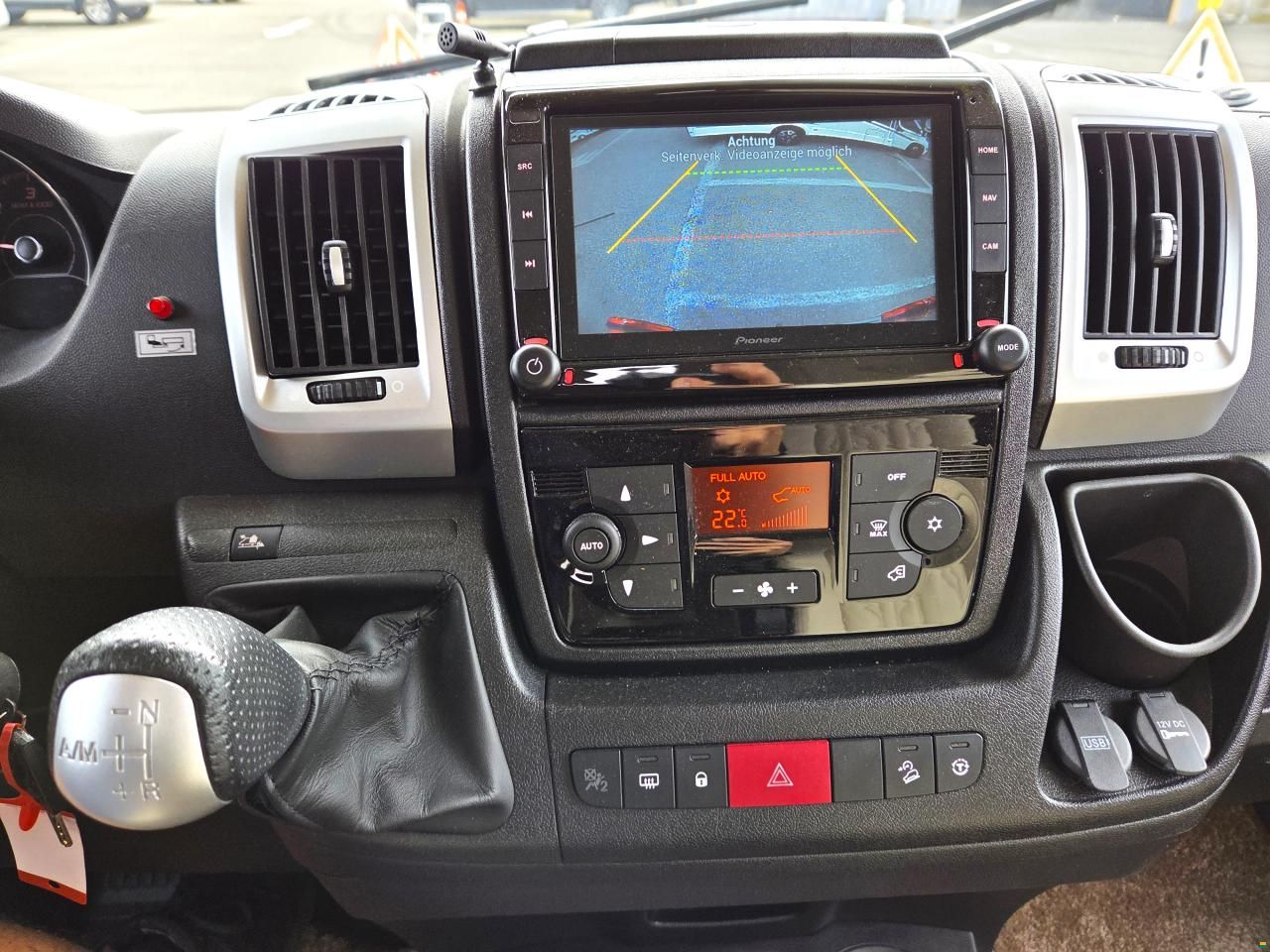 Bürstner IXEO I 746