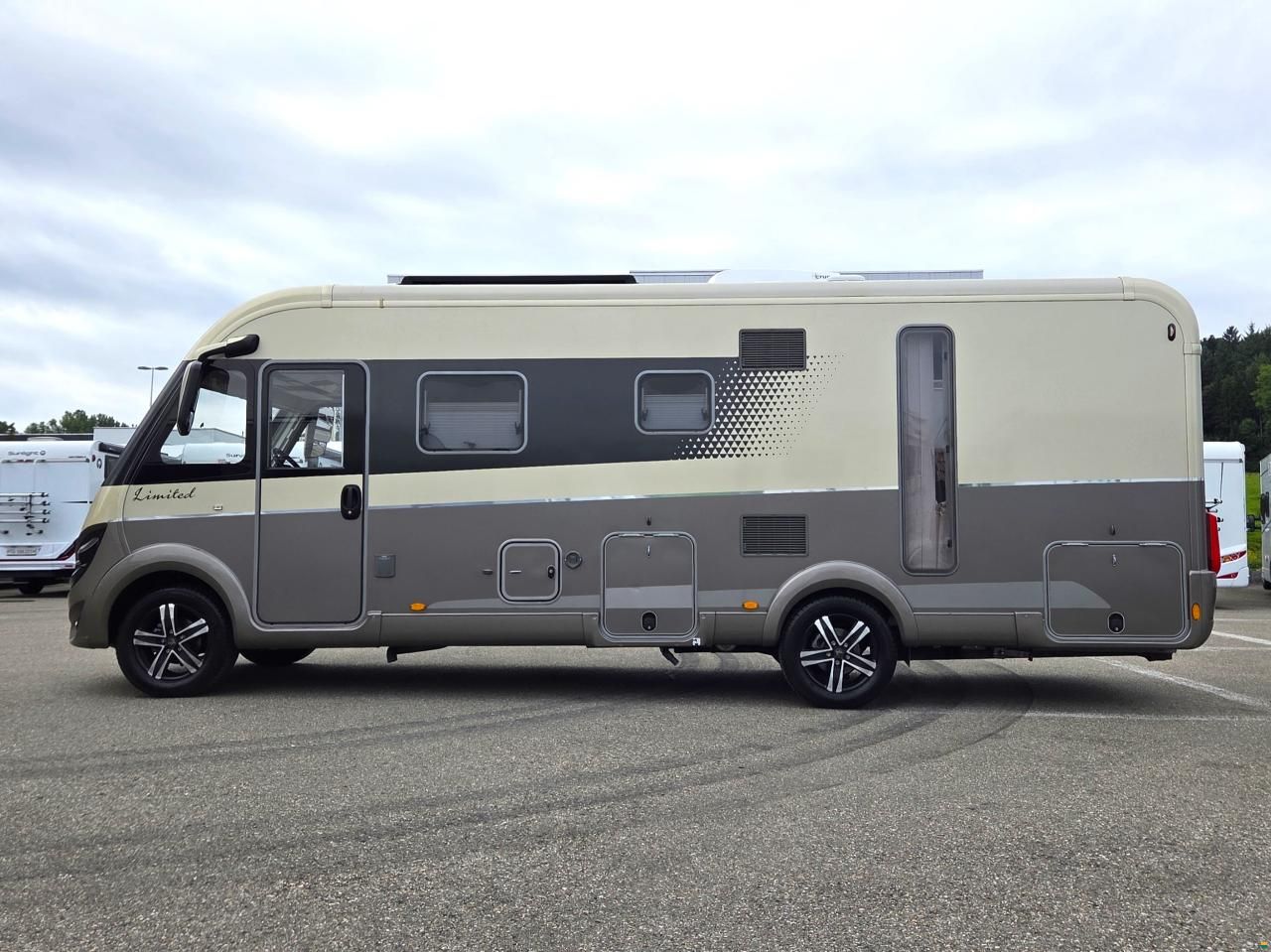 Bürstner IXEO I 746