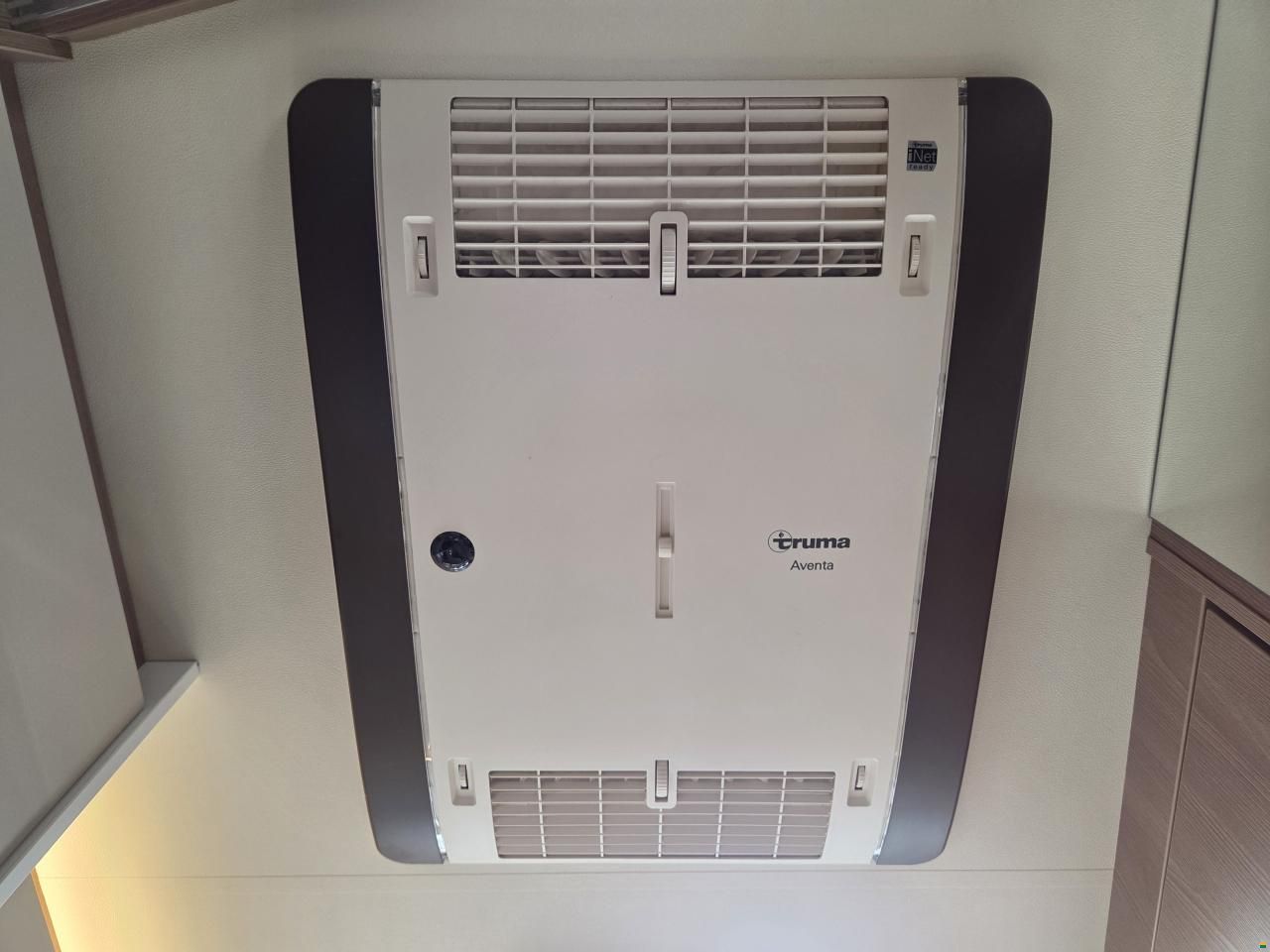 Bürstner IXEO I 746