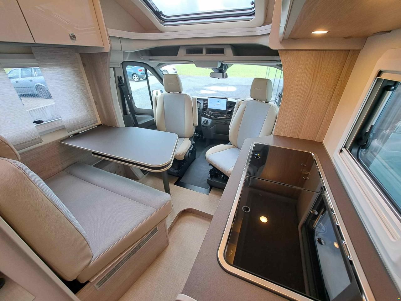 Bürstner Lineo T 700