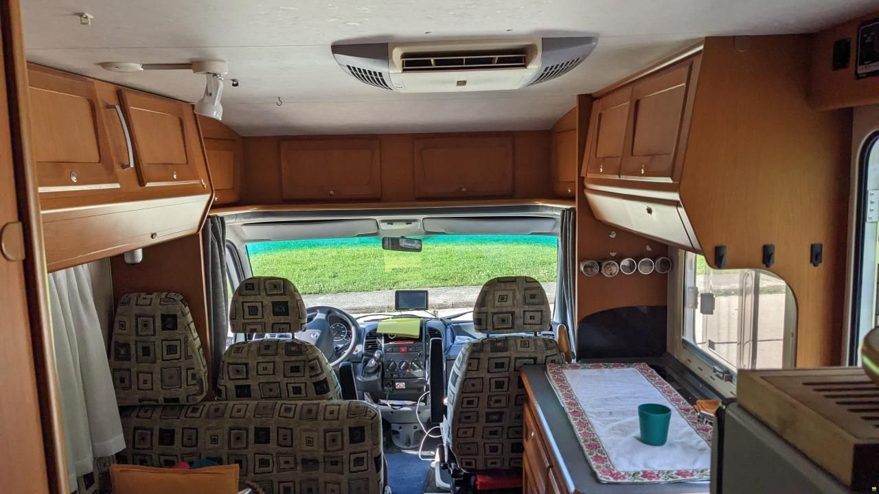 Adria Coral 680 DP