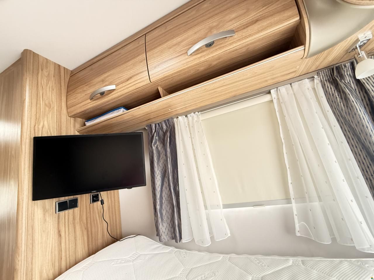 Eriba Nova Light ENL470