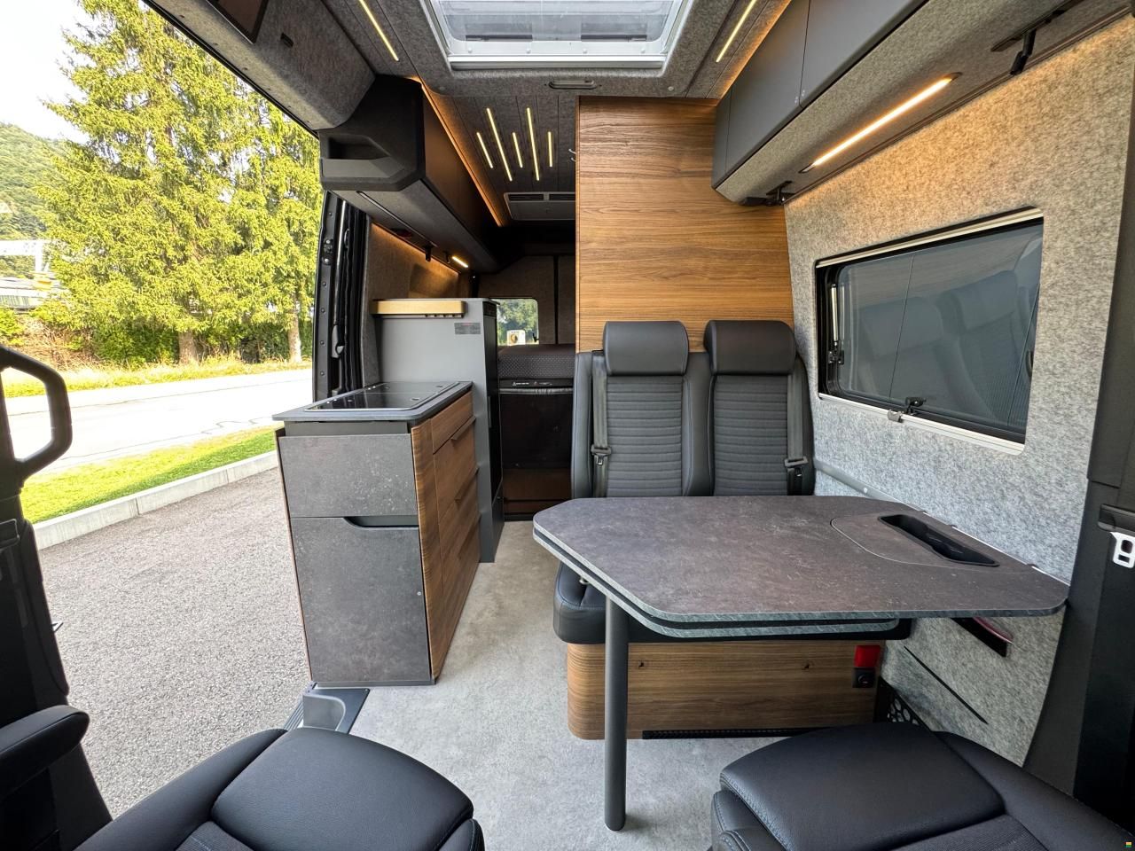 Adria Supertwin MB 600 SPB 4x4