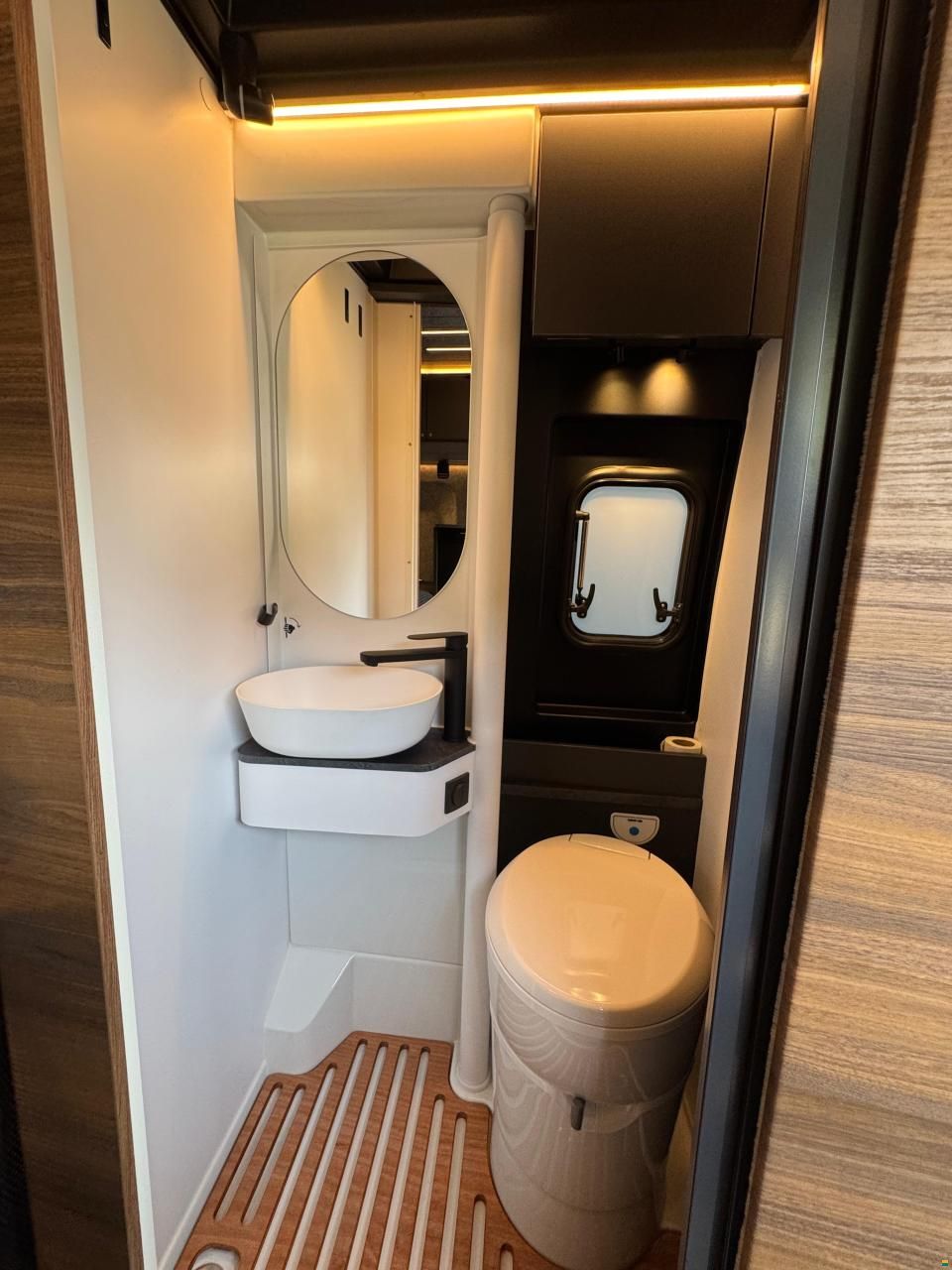 Adria Supertwin MB 600 SPB 4x4