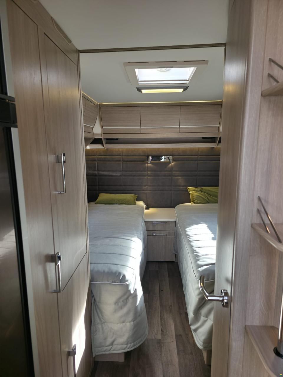 Kabe Royal 560 GLE B2