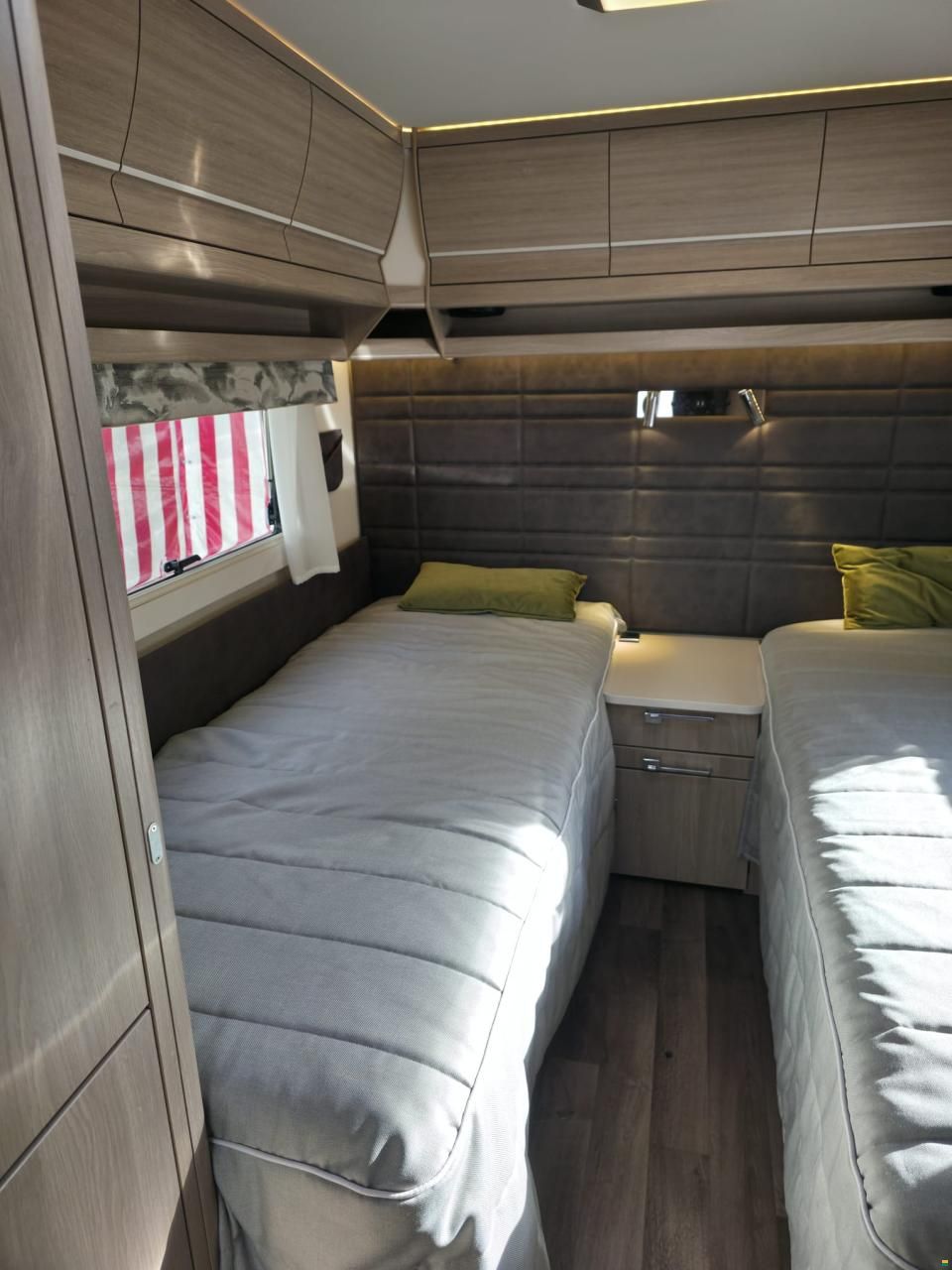 Kabe Royal 560 GLE B2