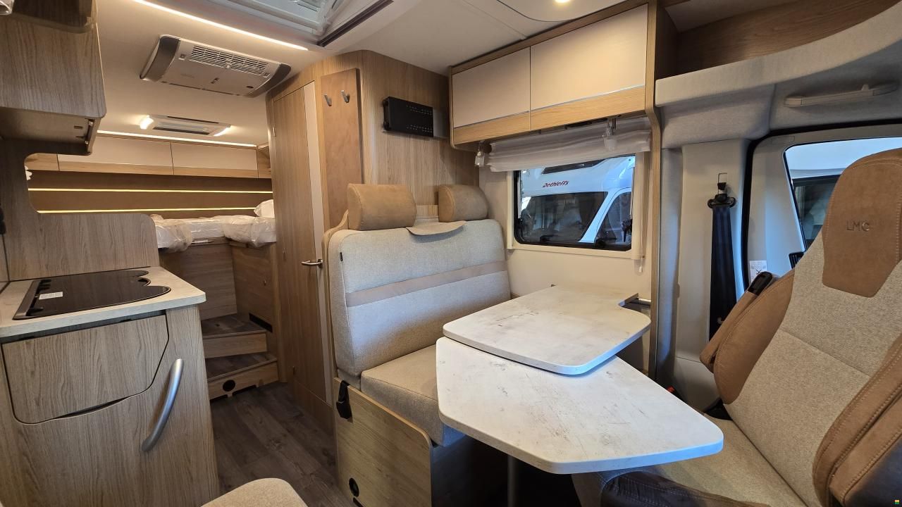 LMC Cruiser V 646 G / Hymer-Gruppe