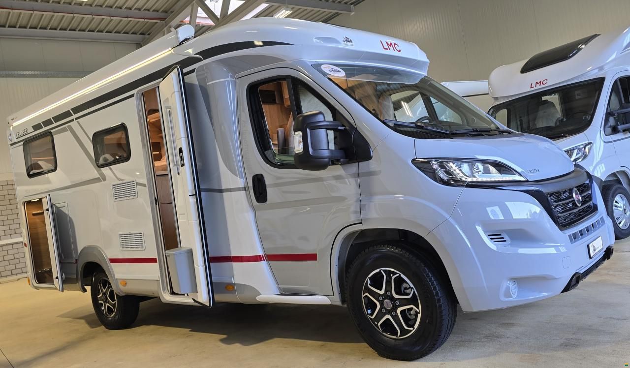 LMC Cruiser V 646 G / Hymer-Gruppe