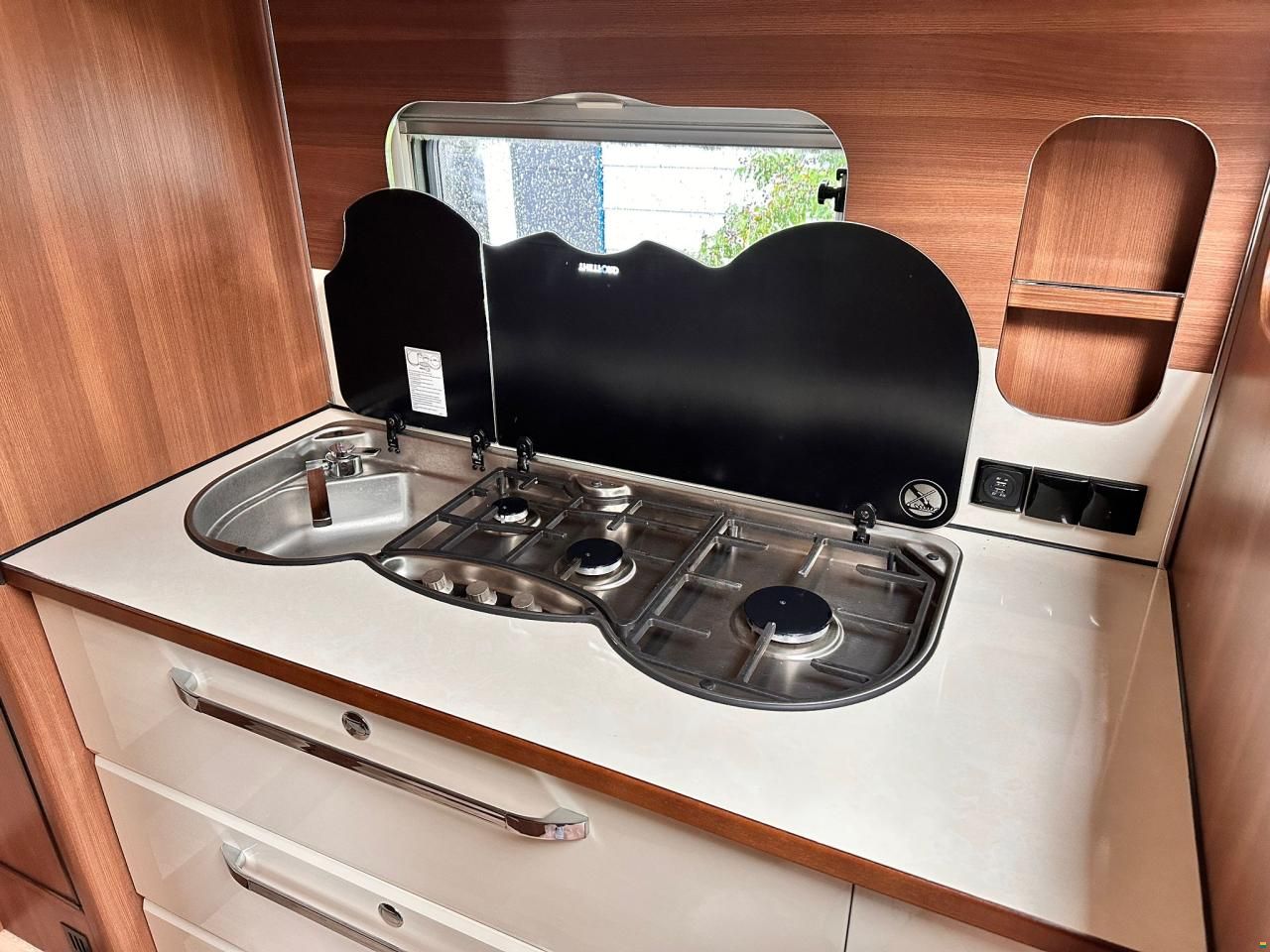 LMC Explorer I 675 Comfort Line