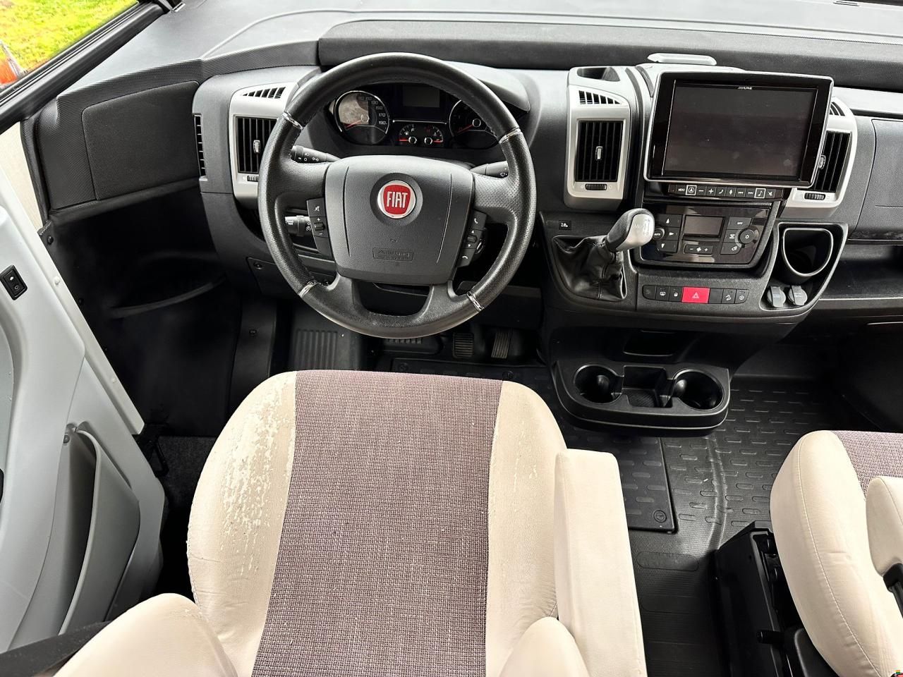 LMC Explorer I 675 Comfort Line