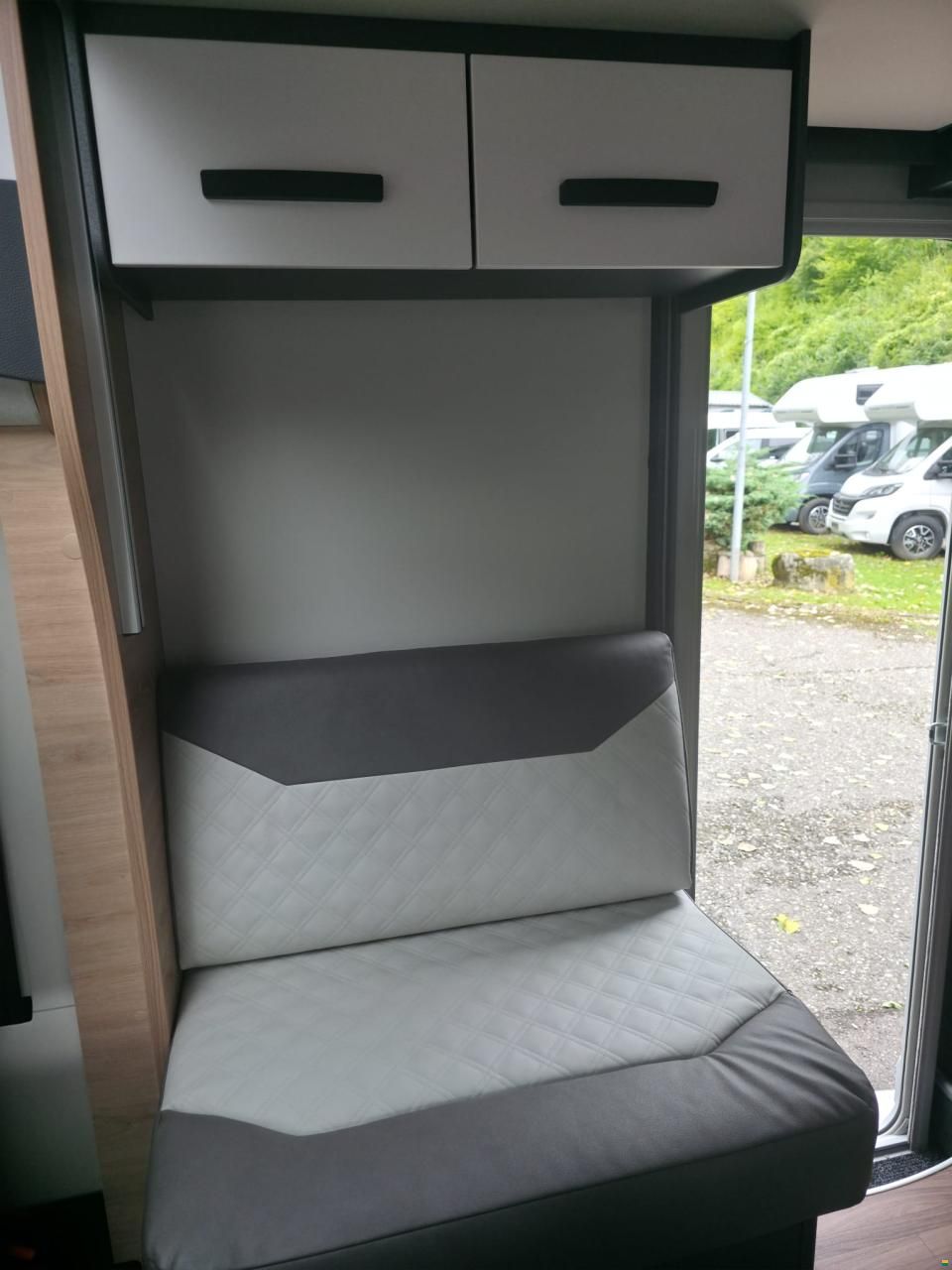 Knaus L!VE WAVE 650 MG Platinum Selection