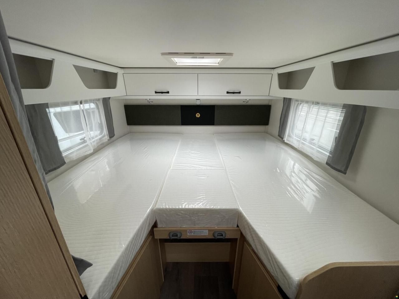 Sunlight Adventure T Ford 680