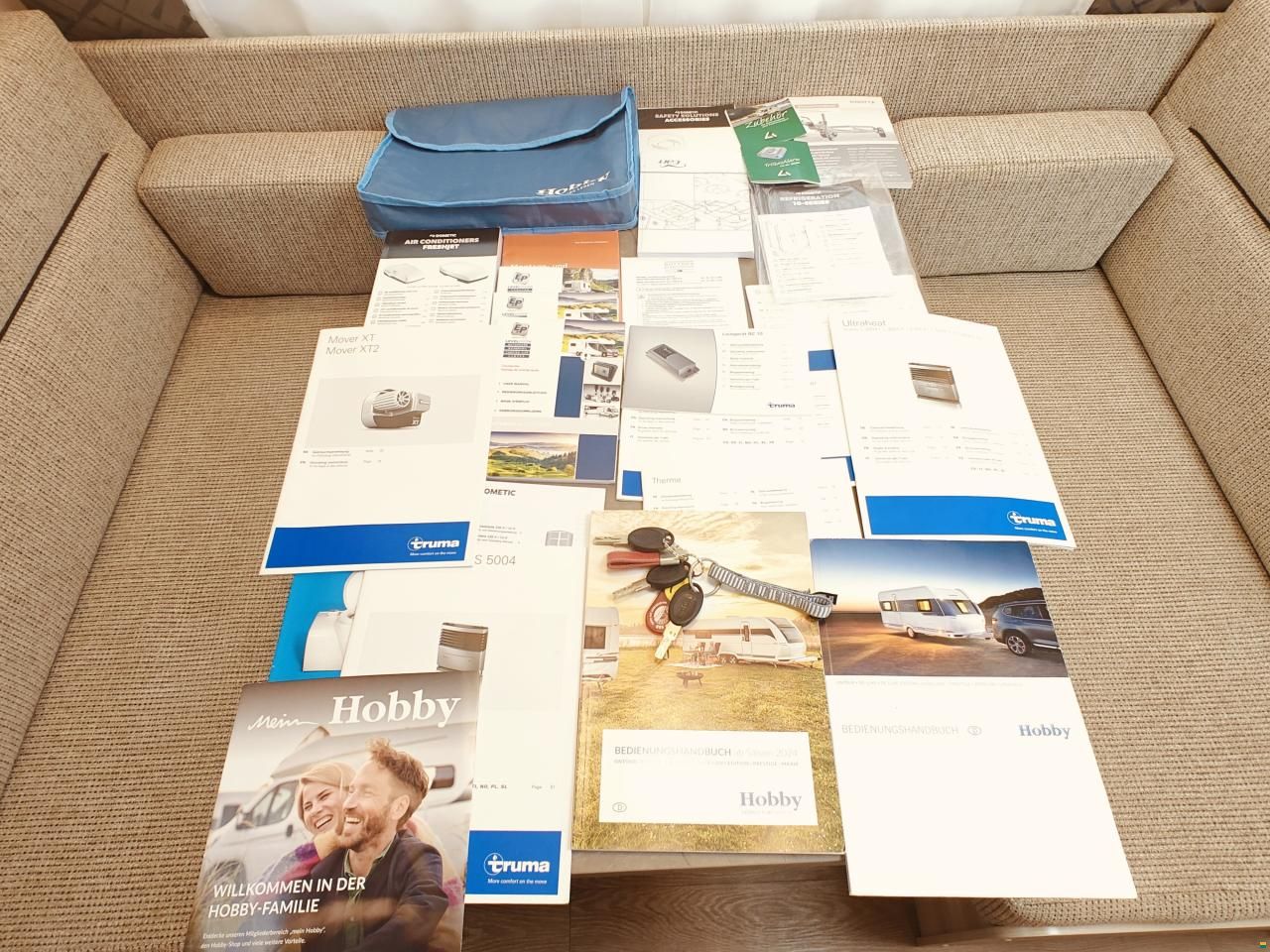 Hobby 24EG/540 KMFe De Luxe -Etagenbett