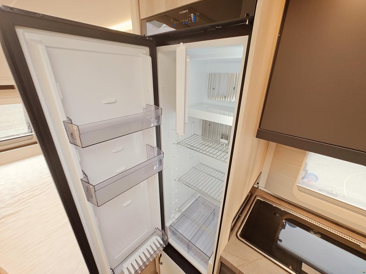 Hobby 24EG/540 KMFe De Luxe -Etagenbett