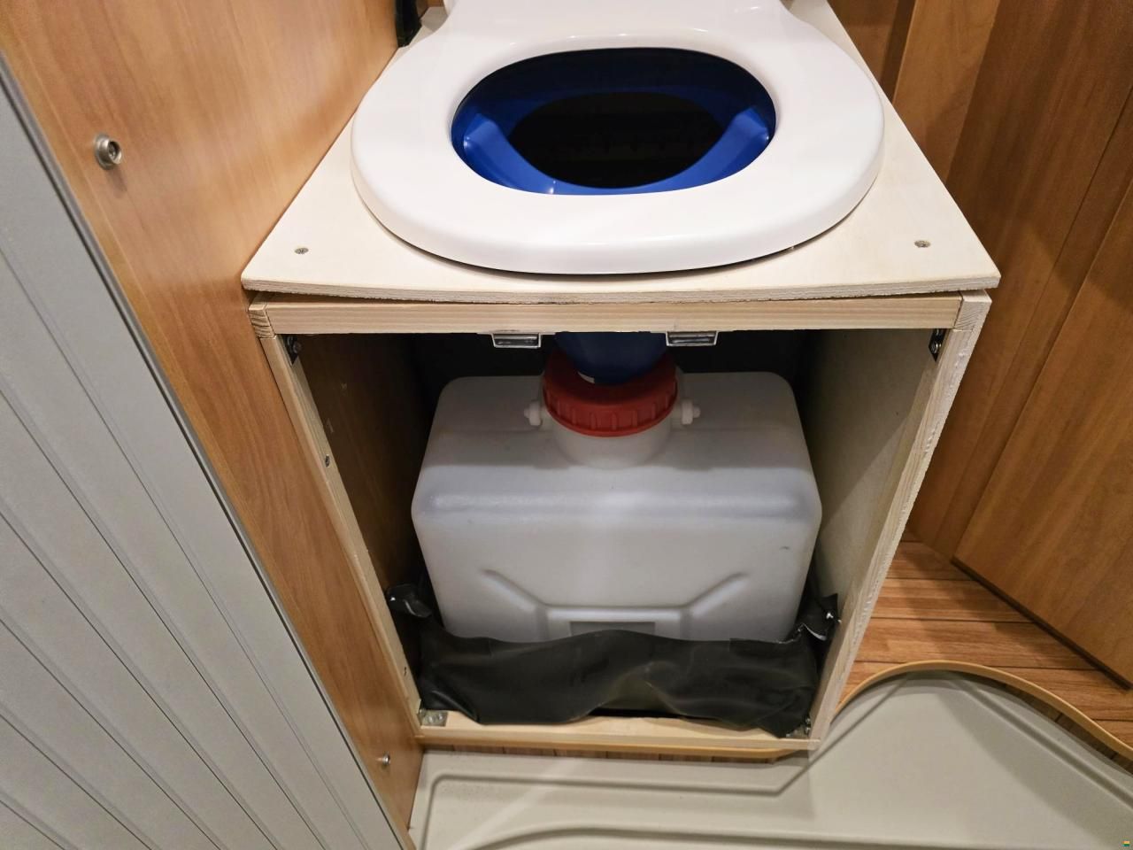 Pössl 640 2.3 MJ160 9-GANG AUTOMAT H3