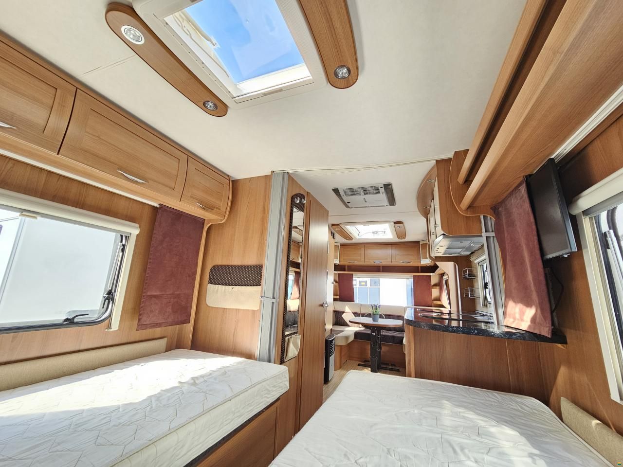 LMC Münsterland 503 E mit Eizelbett,Mover!