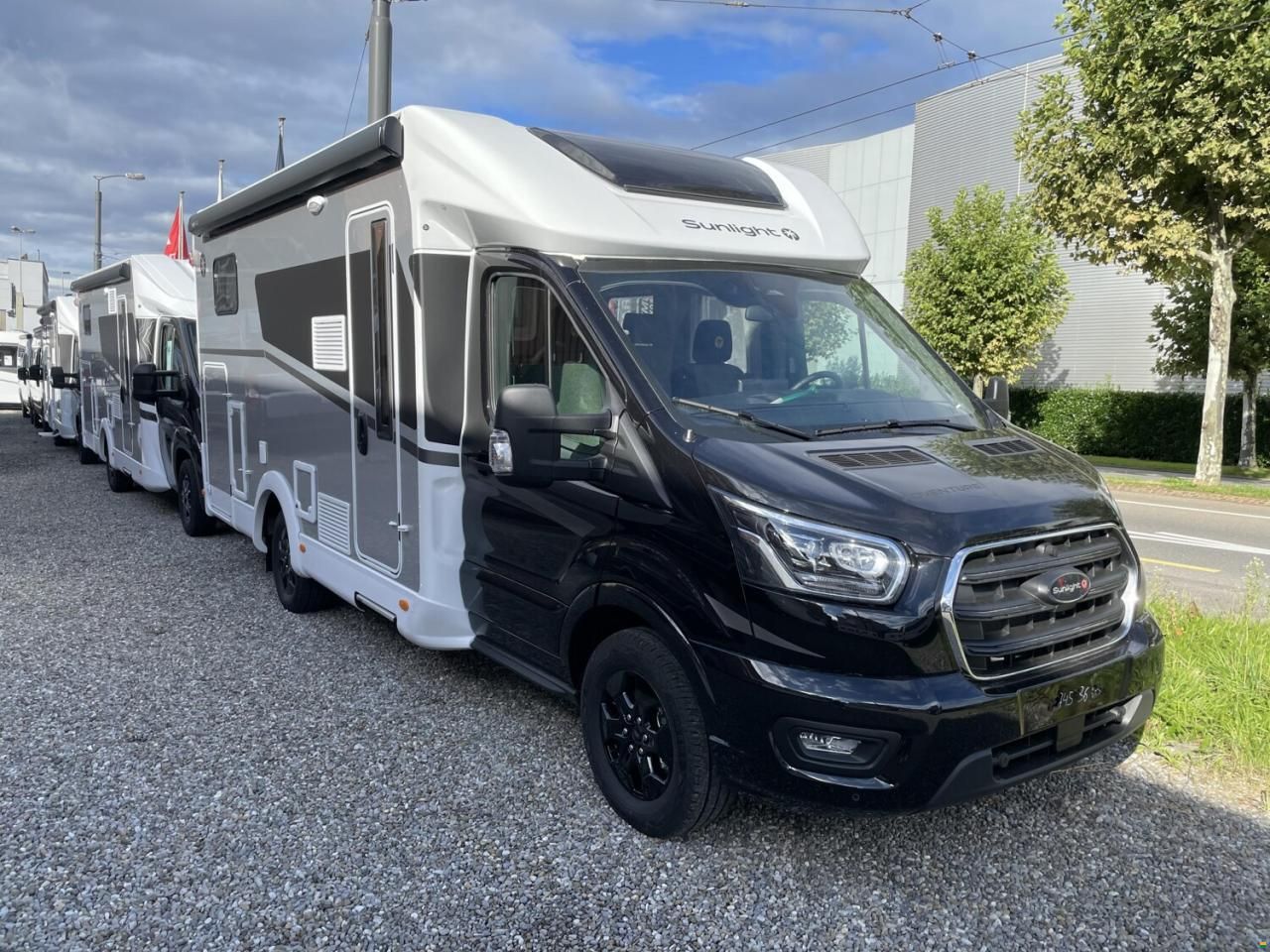 Sunlight Adventure T Ford 670S