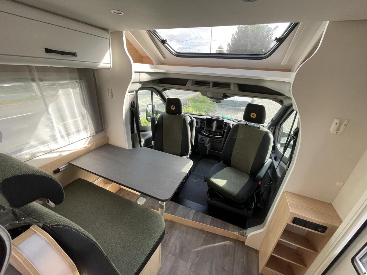 Sunlight Adventure T Ford 670S