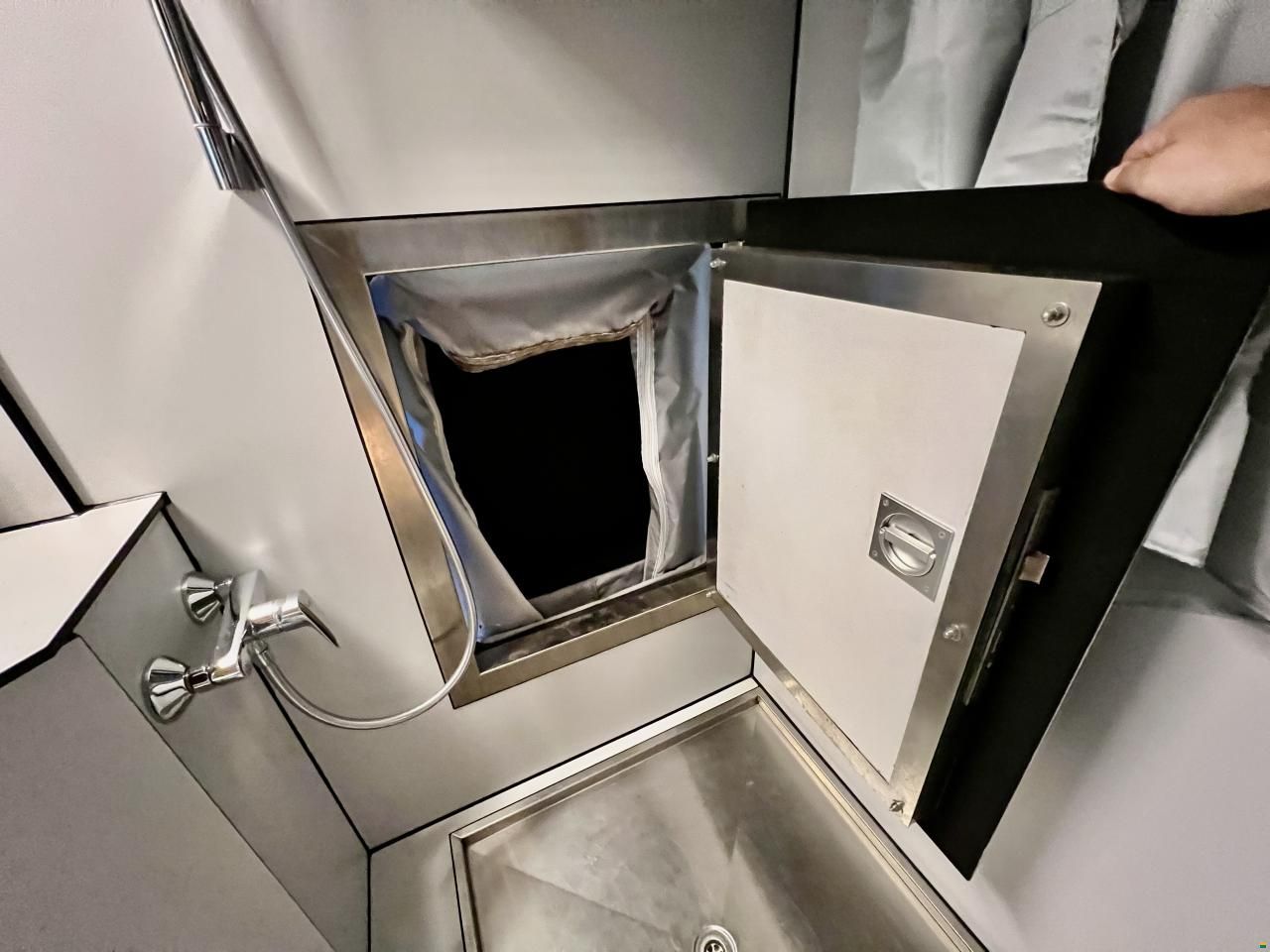 Mercedes Benz ATEGO 1324 EXPEDITIONSMOBIL