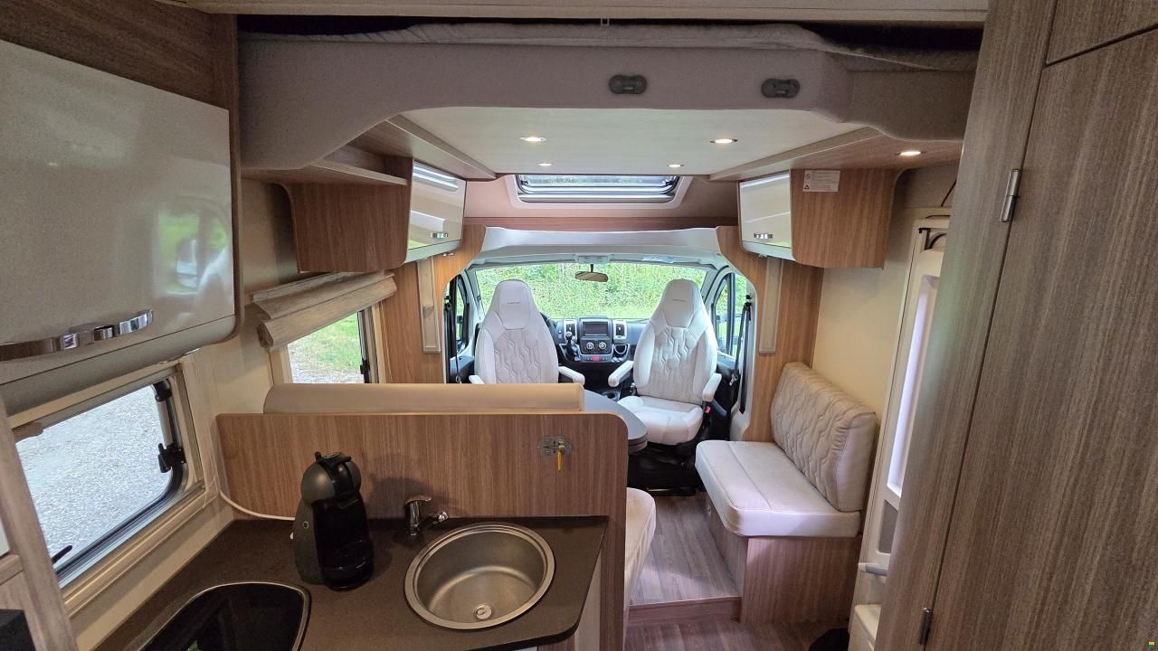 Bürstner Ixeo Time IT 726 G White Label