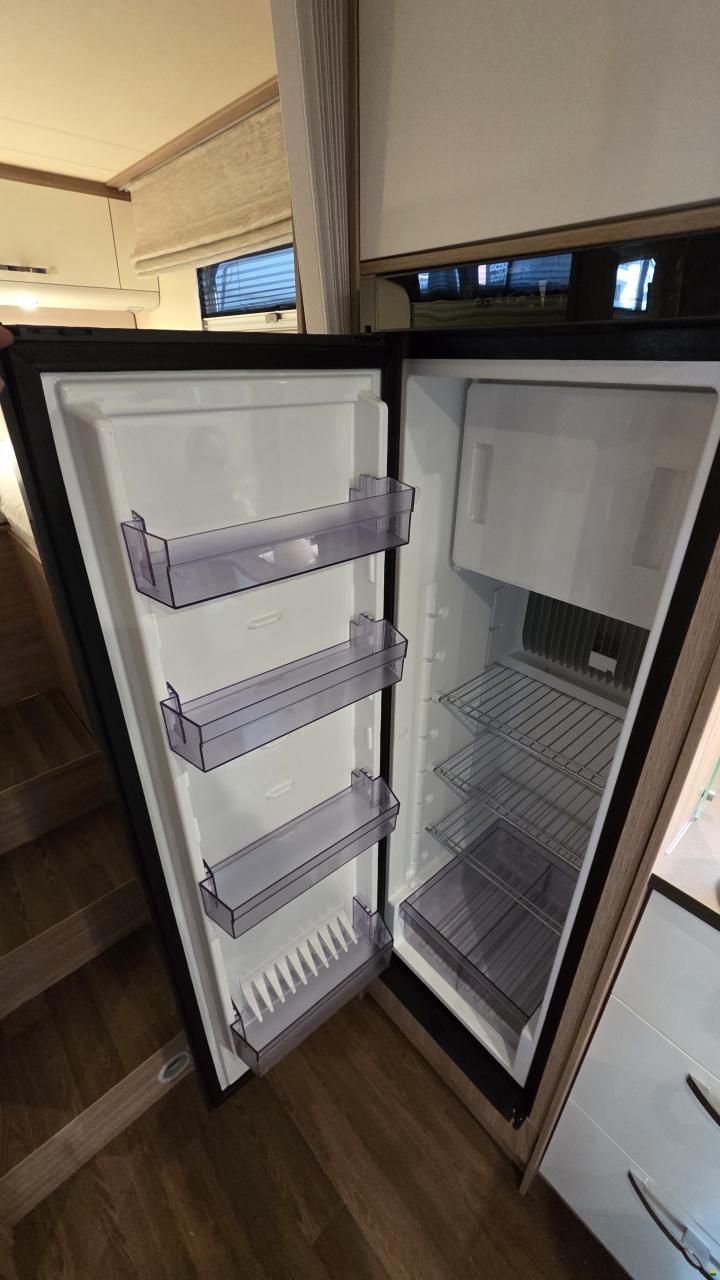 Bürstner Ixeo Time IT 726 G White Label