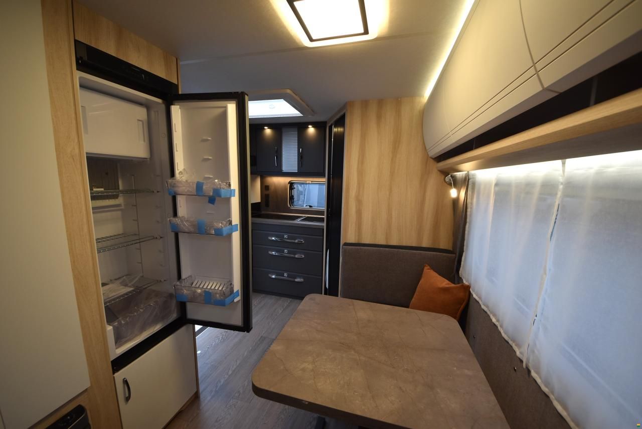 Hobby 460 SL De Luxe