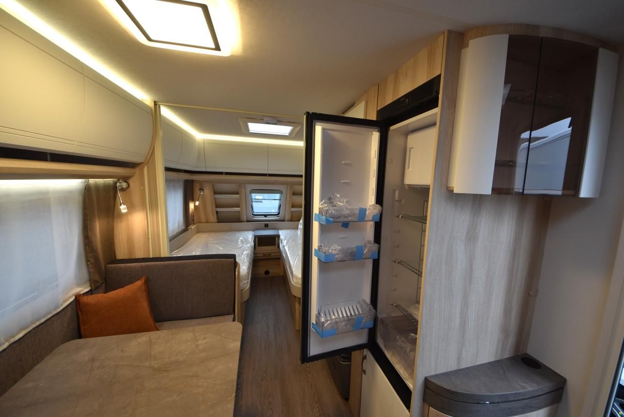 Hobby 460 SL De Luxe