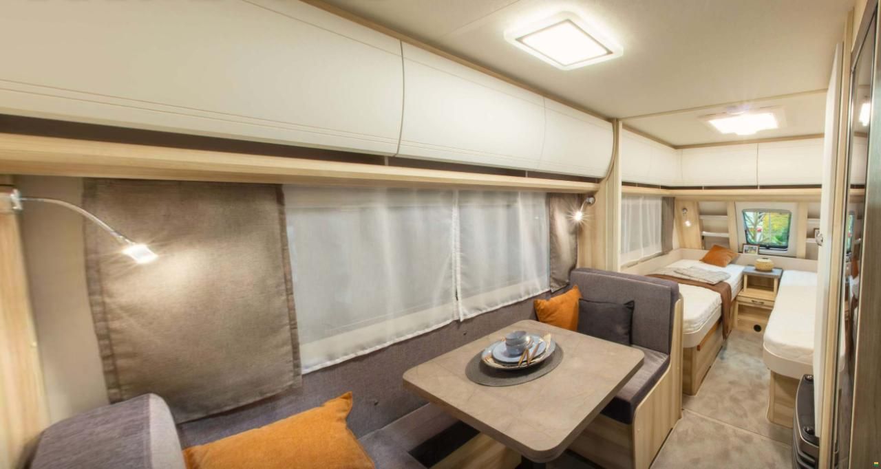 Hobby 460 SL De Luxe