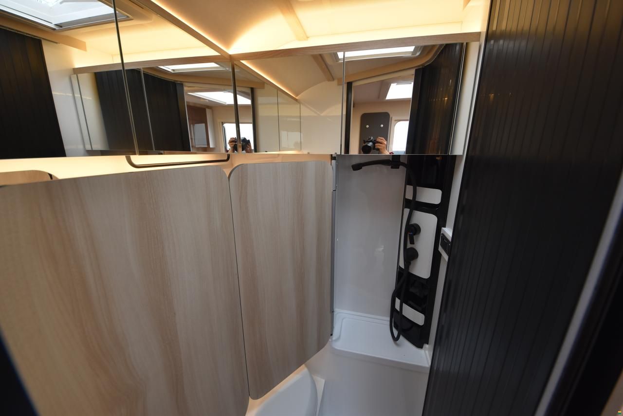 Hobby 460 SL De Luxe