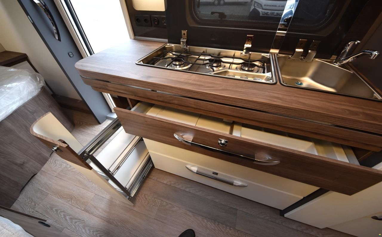 Hobby 545 KMF Excellent Edition