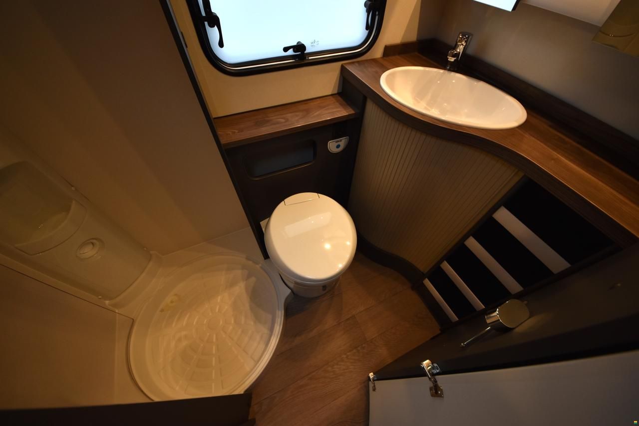 Hobby 545 KMF Excellent Edition