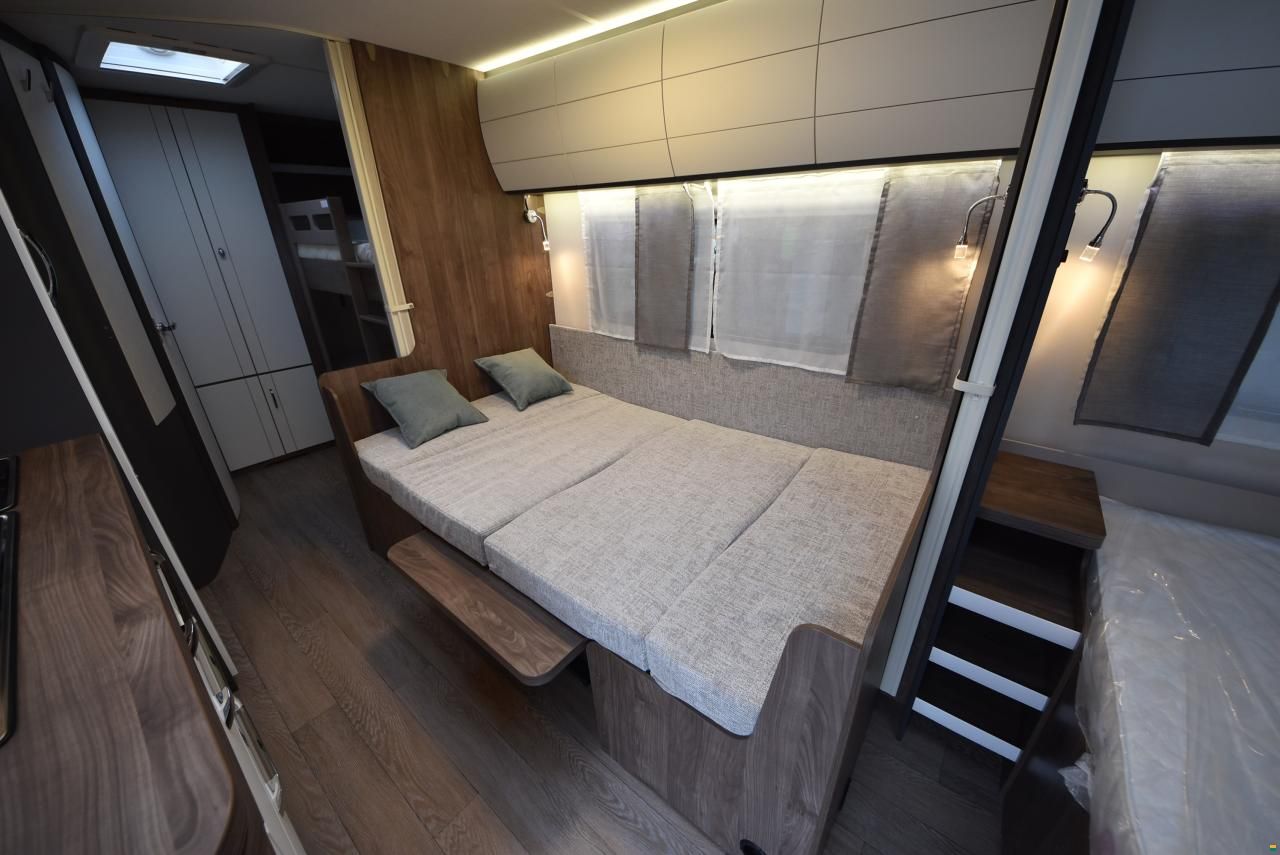 Hobby 545 KMF Excellent Edition