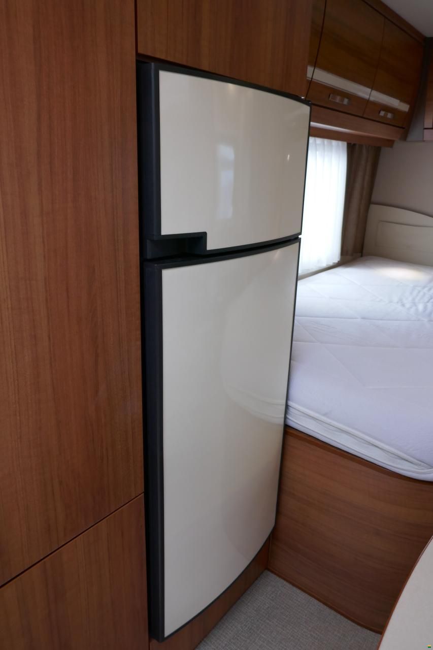 Eura Mobil Terrestra TT 670 SB