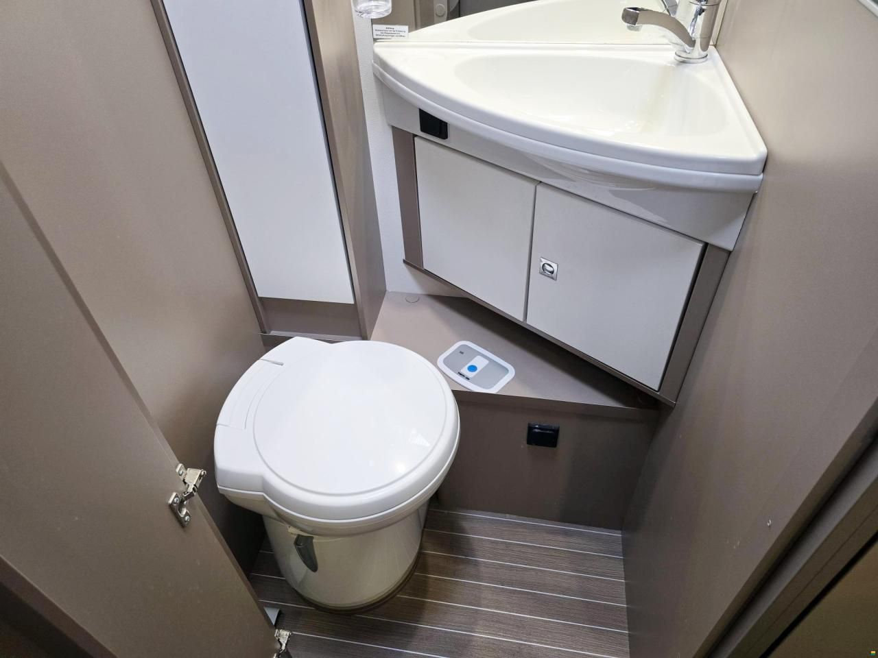 Etrusco T 6900 DB 2.3 MJ