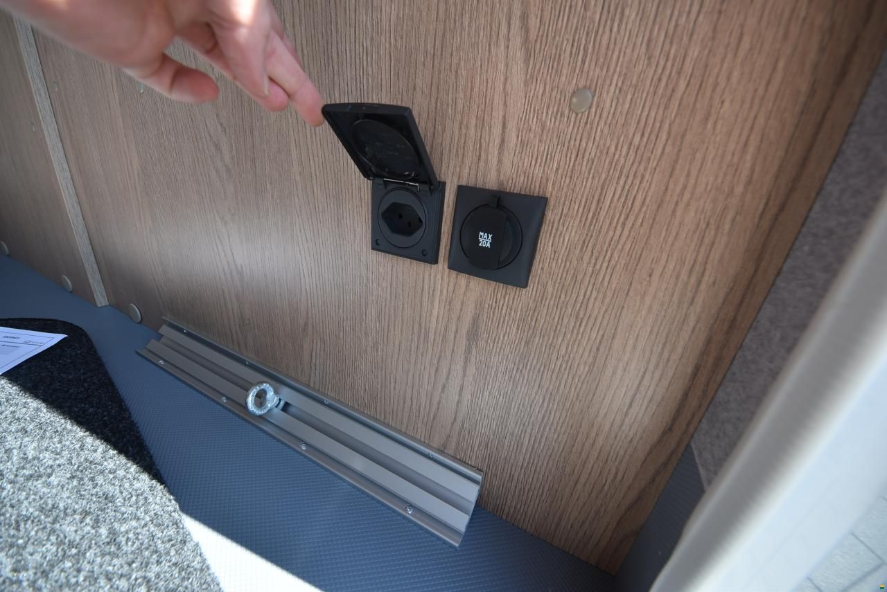 Hobby Ontour T 710 GE