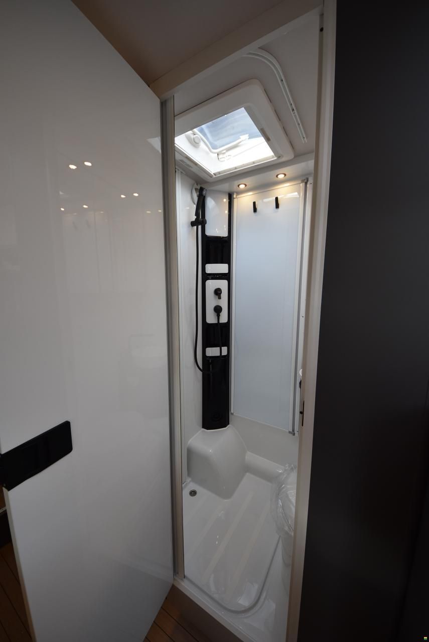 Hobby Prestige T 710 GE