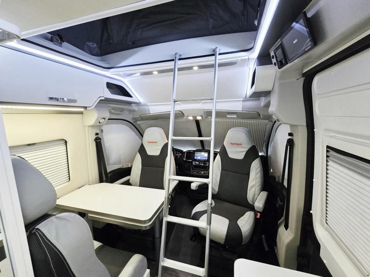 Pilote V 540 G Premium 2.2 MJ3 140