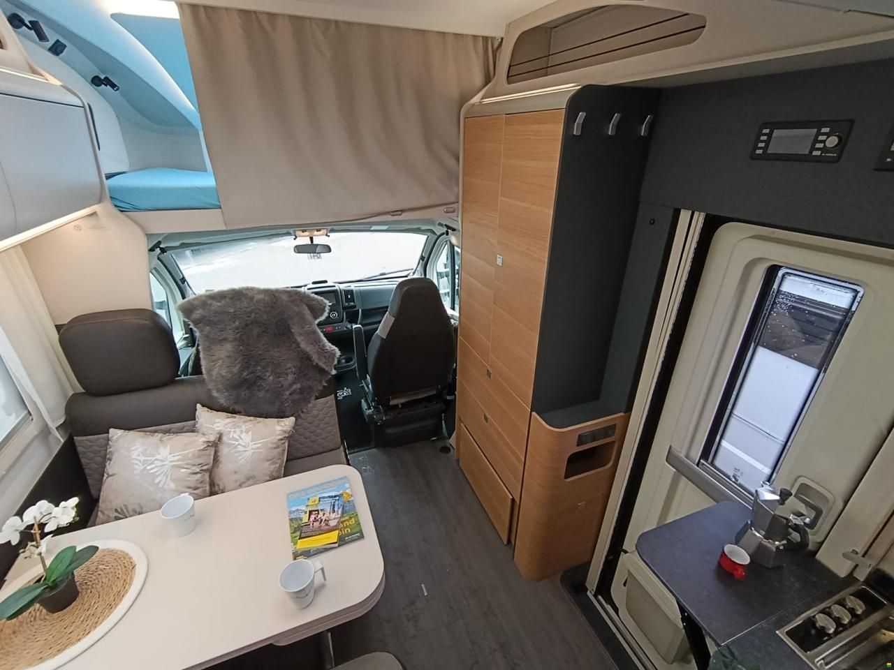 Adria Coral XL 600DP