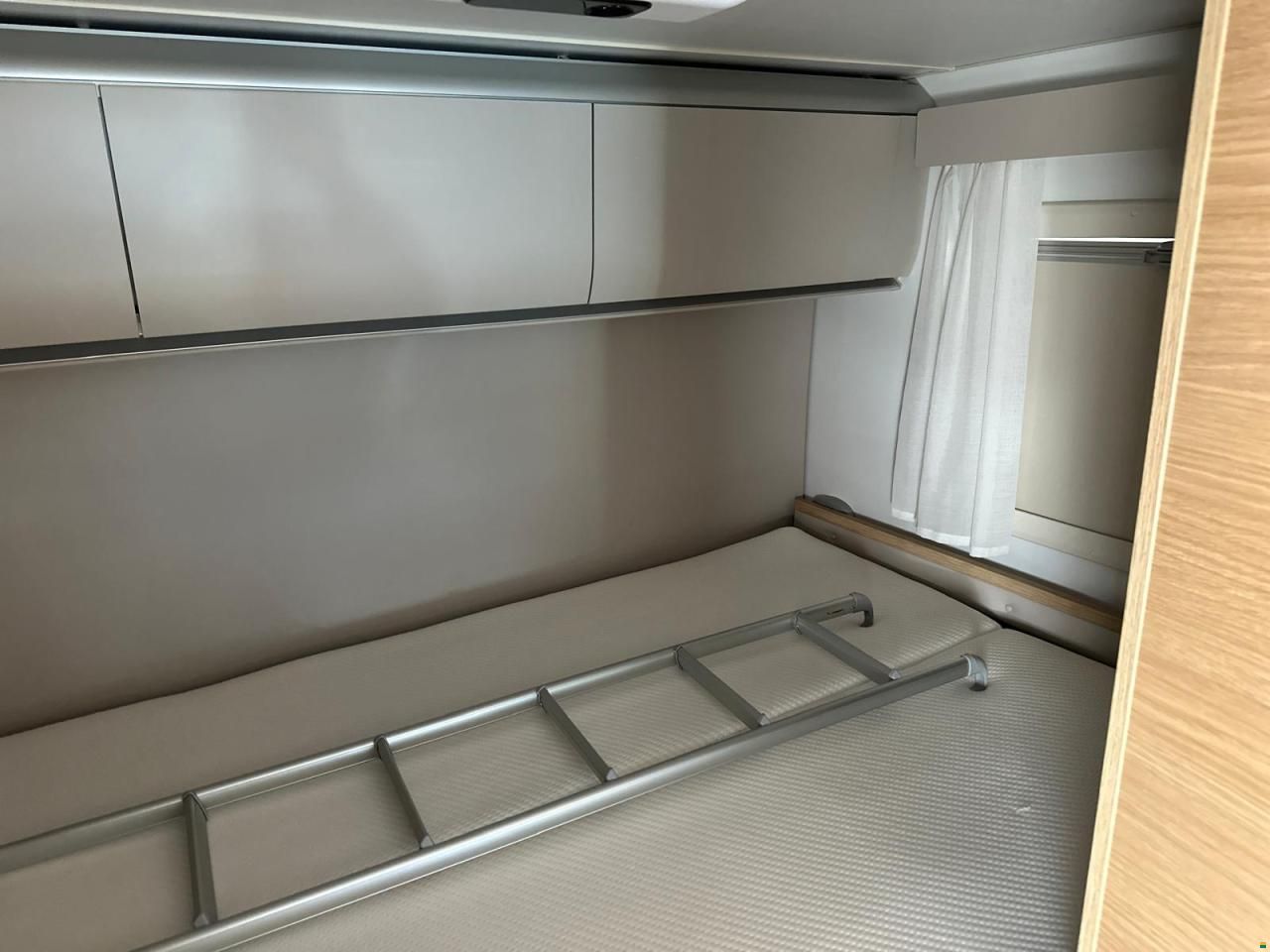 Adria Coral XL 600DP