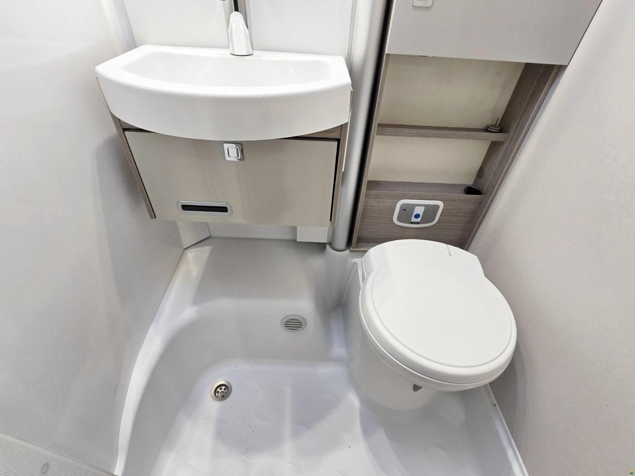 Bürstner NEXXO VAN BT 7009 2.2 HDI